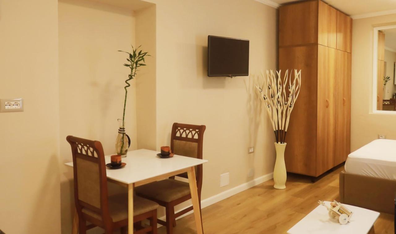 Bruno'S Apartment Tirana Zewnętrze zdjęcie
